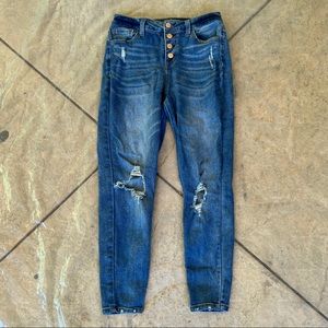 Lightwash Distressed Pants